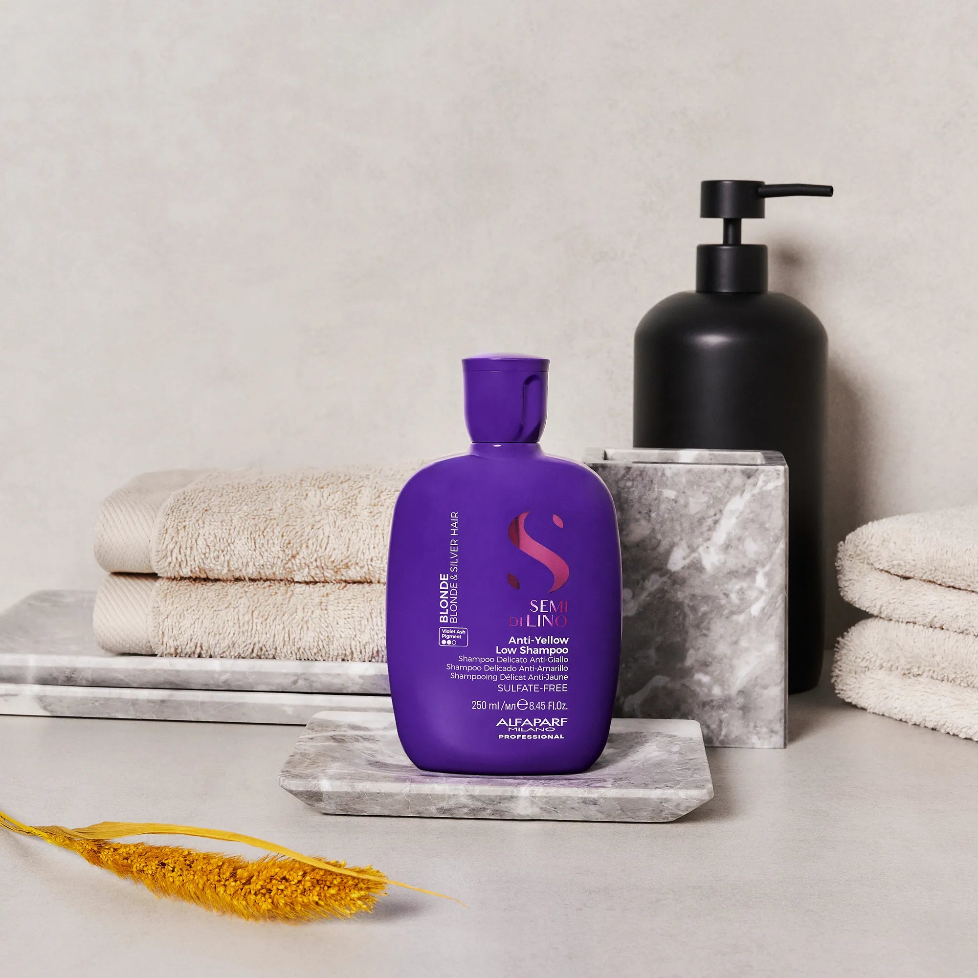 SEMI DI LINO Anti-Yellow Low Shampoo