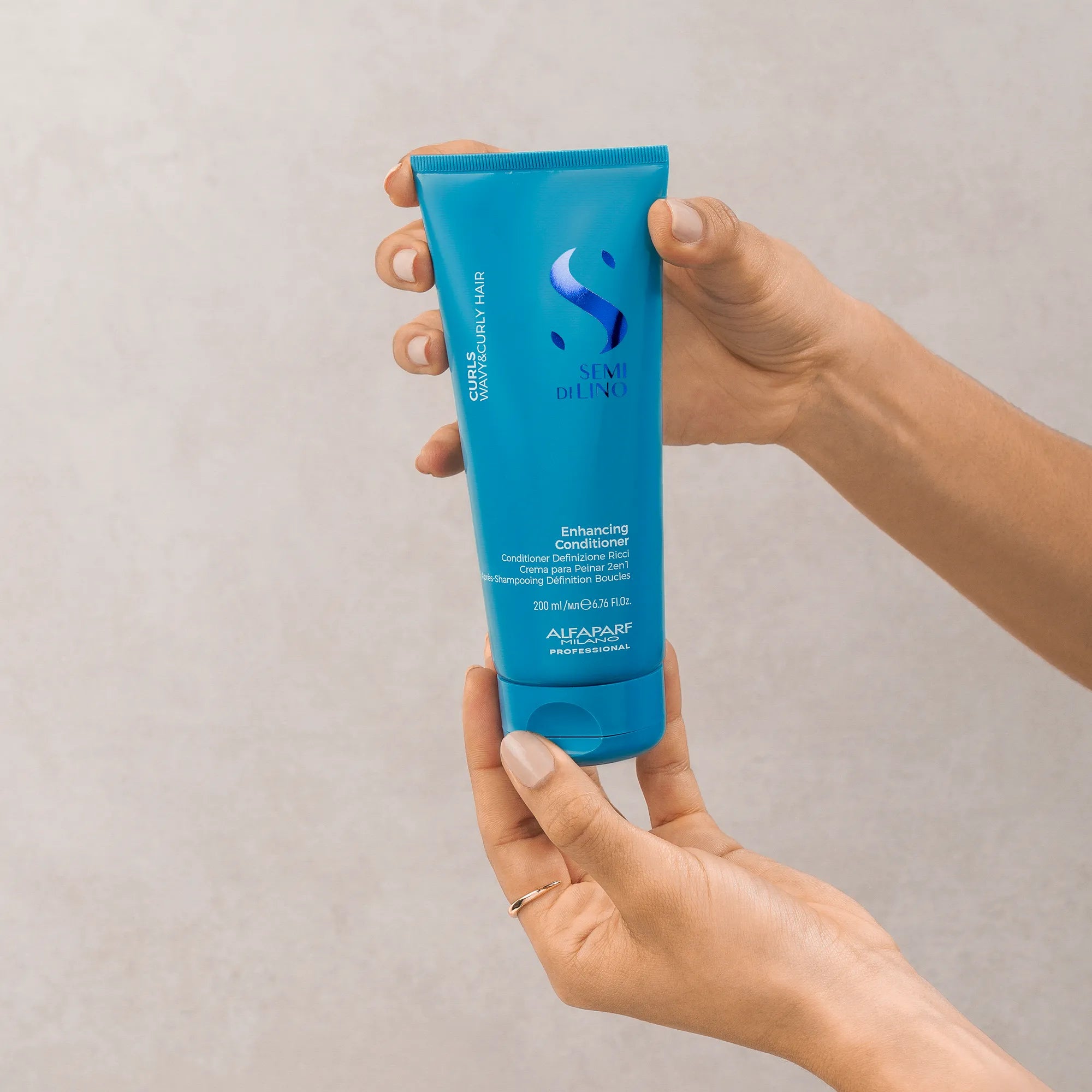 SEMI DI LINO Curls Enhancing Conditioner