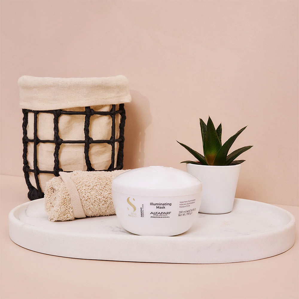 SEMI DI LINO Diamond Illuminating Mask (200ml)